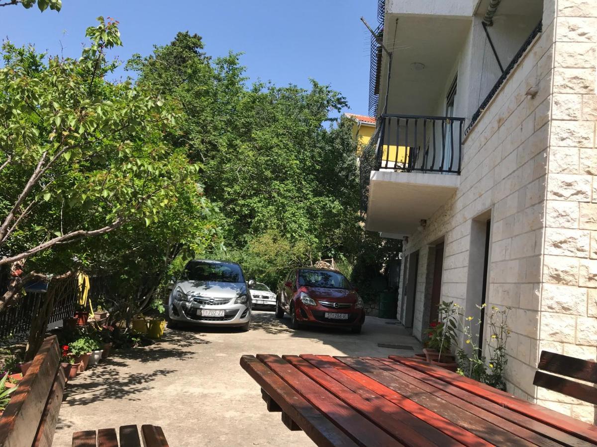 Apartment Victoria Omis Ngoại thất bức ảnh